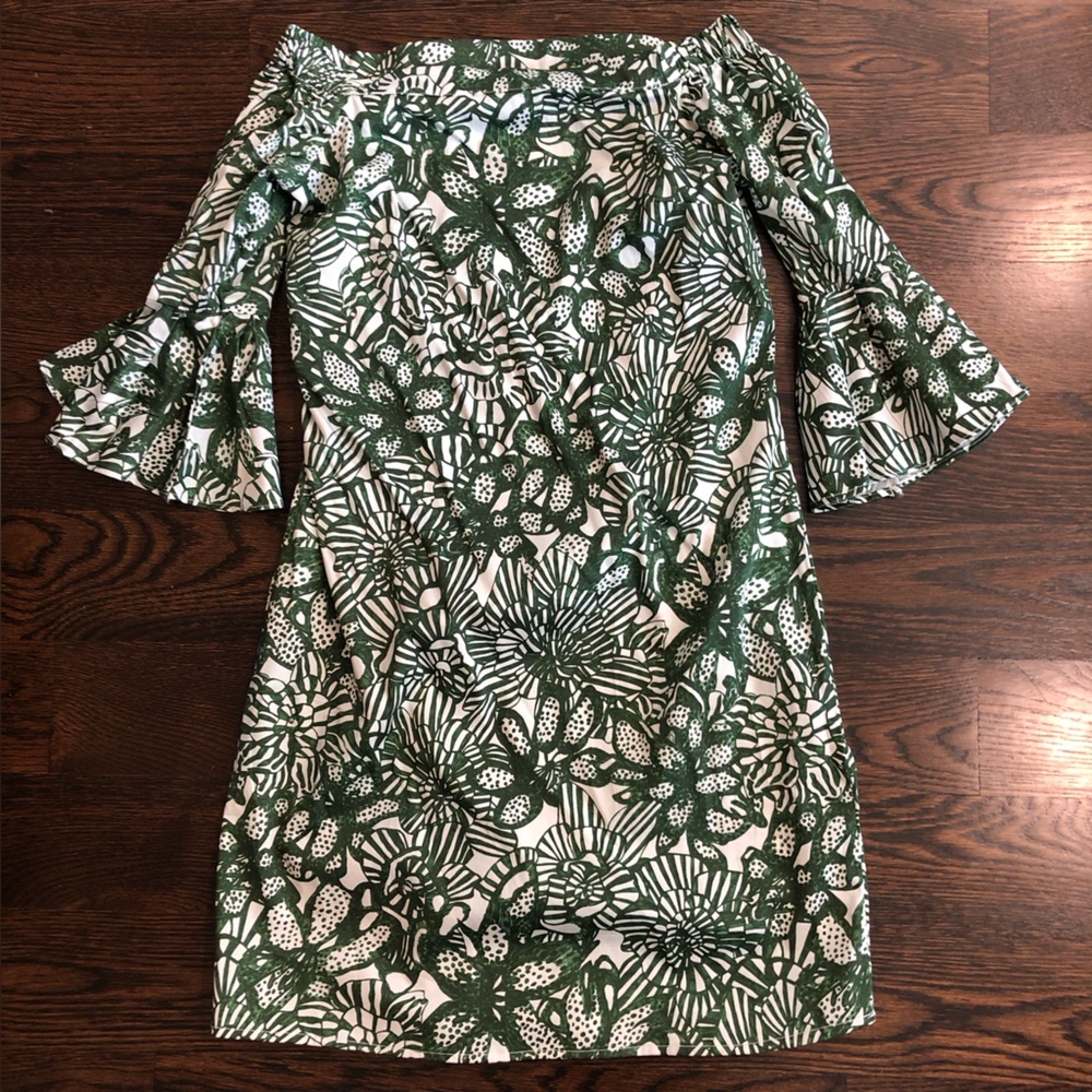 H&M Green and White Off the Shoulder Floral Patterned Dress Flutter 3/4 Sleeves